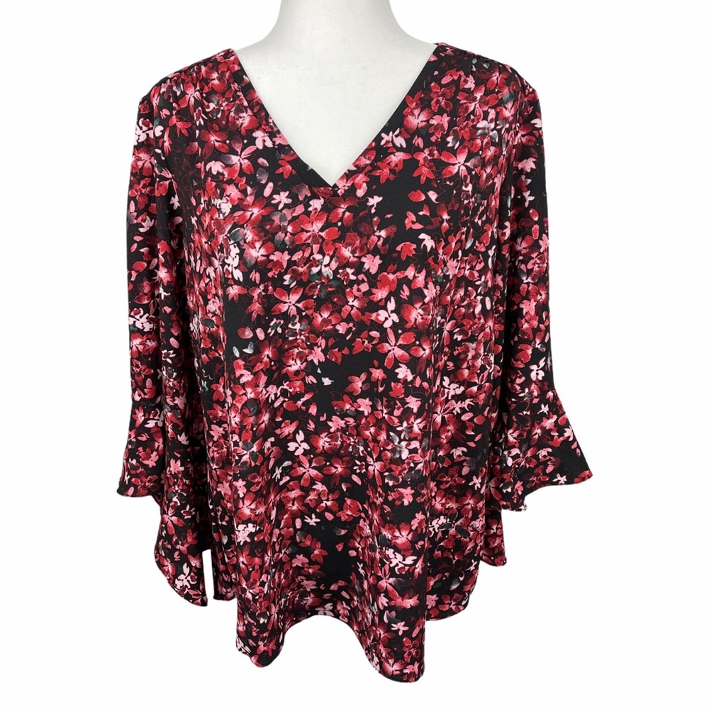 Belle/Kim Gravel Floral V-Neck Bell Sleeve Blouse